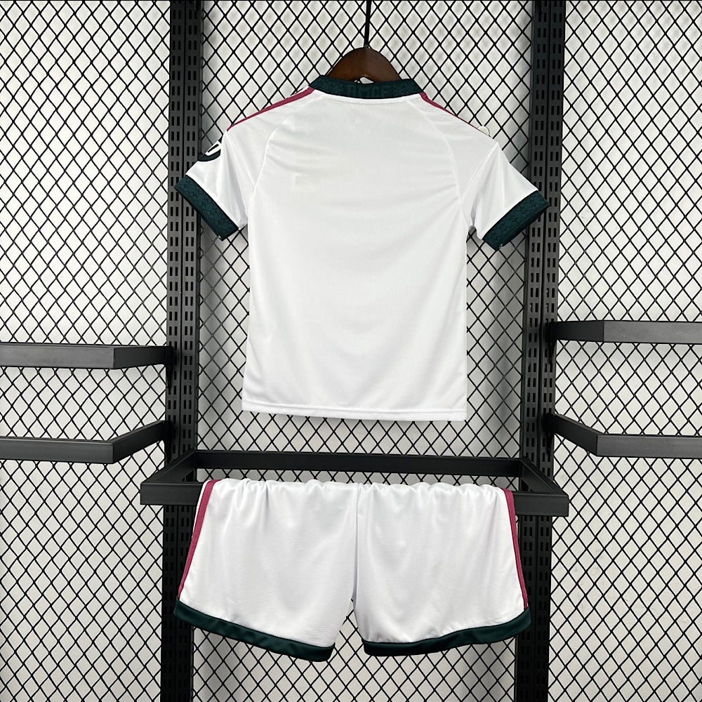 Maillot Real Madrid Enfant Domicile 2026/2027 vue dos