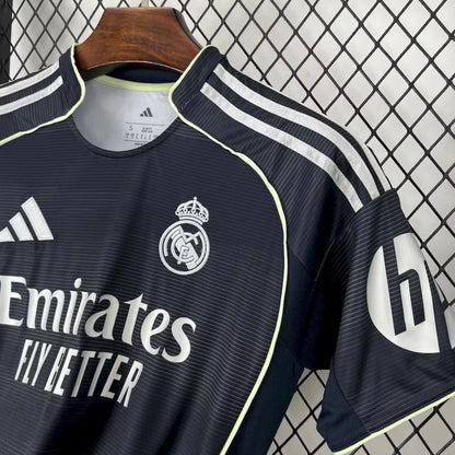 Maillot Real Madrid Extérieur 2025/2026 | Flocage Offert