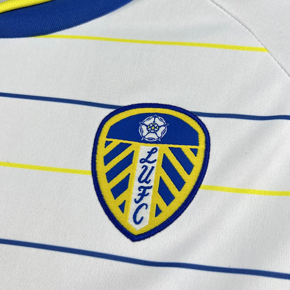 Maillot Leeds United Domicile 2026/2027 détail