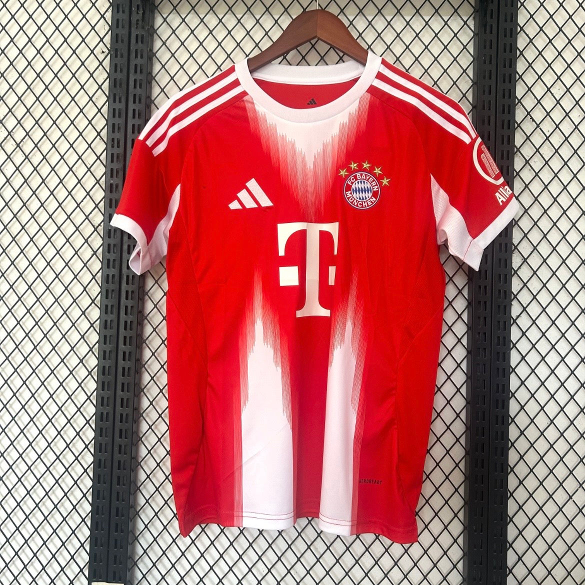 Bayern Muninch Maillot Concepts Football Saison 2025