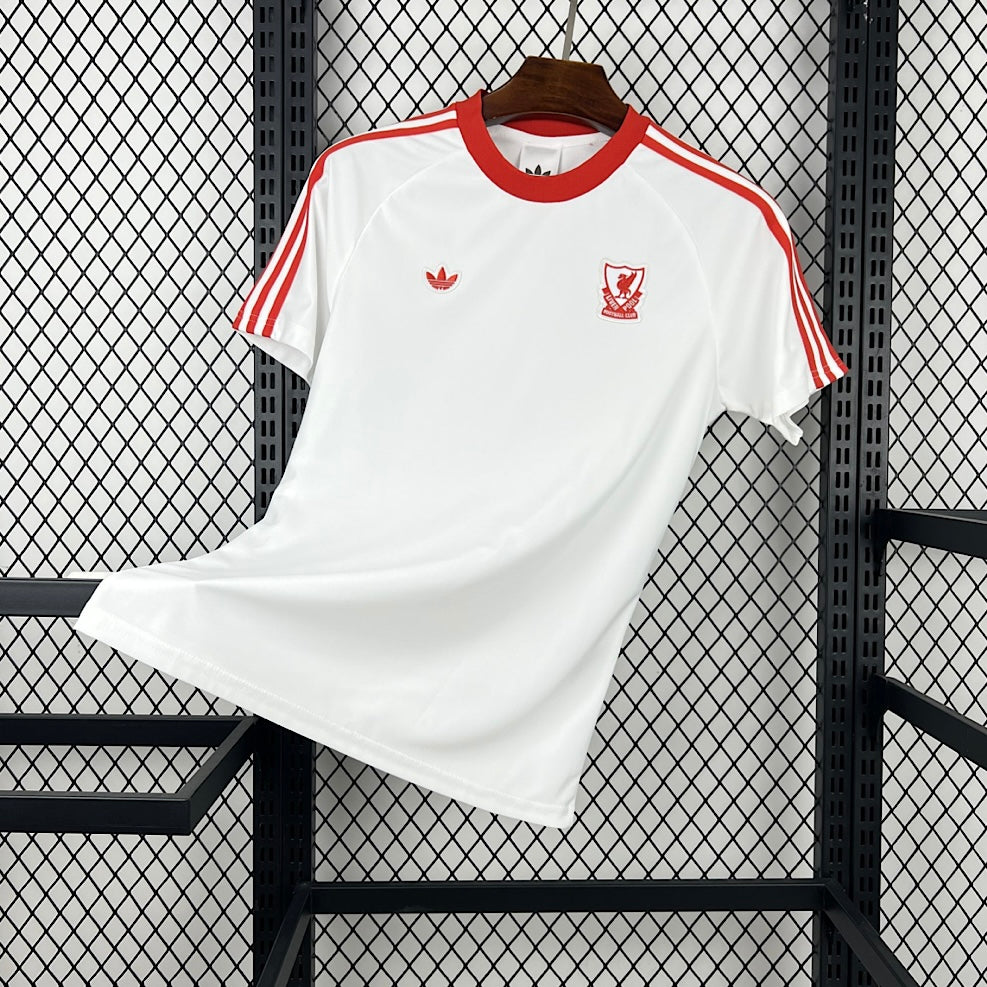 Maillot Liverpool Extérieur 2026/2027 vue face Reds