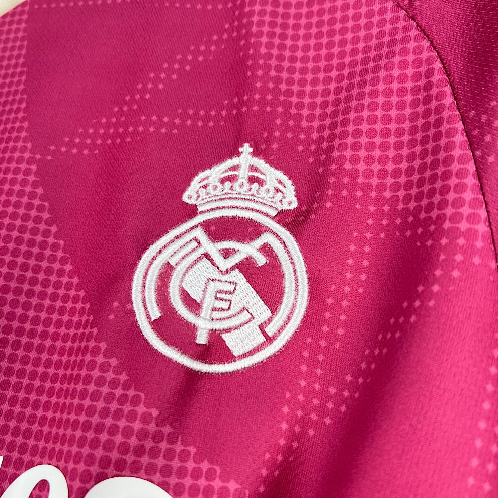 Maillot Real Madrid Domicile 2026/2027 zoom logo